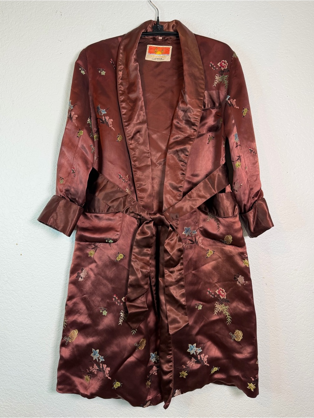 Vintage 1970s Brown Silk Embroidered Robe from Hong Kong, Size 12